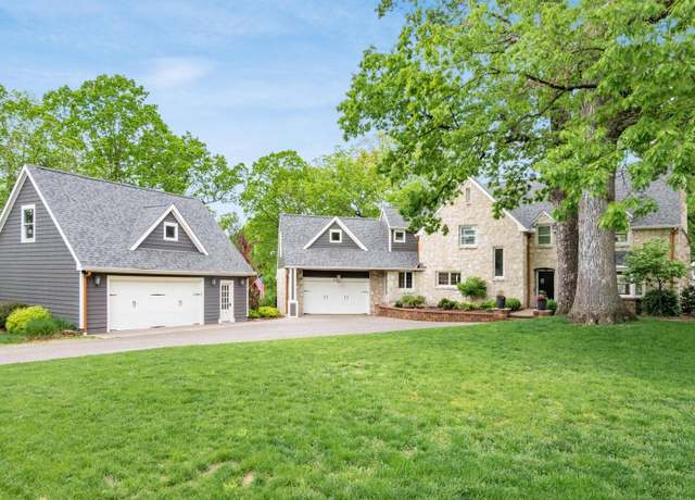 Property at 1251 Marwood Dr, Zanesville, OH 43701, 4 beds, 2.5 baths