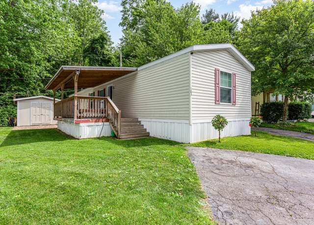 Property at 103 Hampton Ln, Reynoldsburg, OH 43068, 3 beds, 2 baths