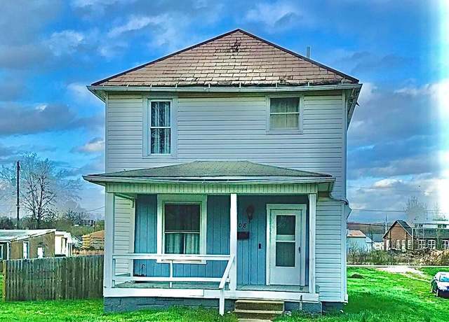 Property at 708 N Pleasant St, New Lexington, OH 43764, 3 beds, 1.5 baths