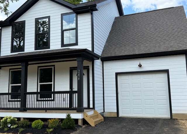 Property at 3254 Dover Rd, Columbus, OH 43204, 3 beds, 2.5 baths