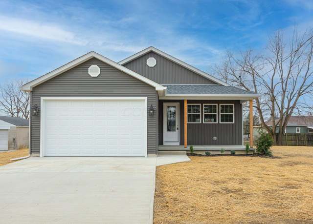 Property at 1651 Hillcrest Ave, Obetz, OH 43207, 3 beds, 2 baths