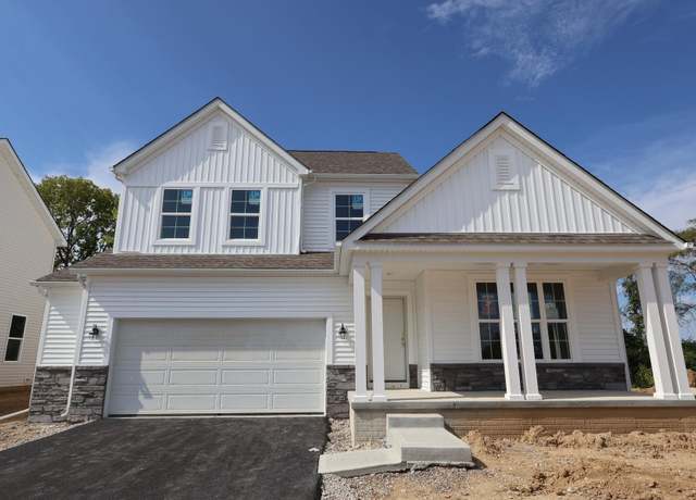 Property at 328 Cherry Hills Rd, Commercial Point, OH 43116, 4 beds, 2.5 baths