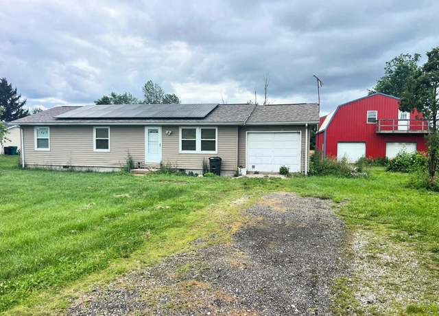 Property at 4345 Lancaster Kirkersville Rd NW, Lancaster, OH 43130, 3 beds, 1 bath