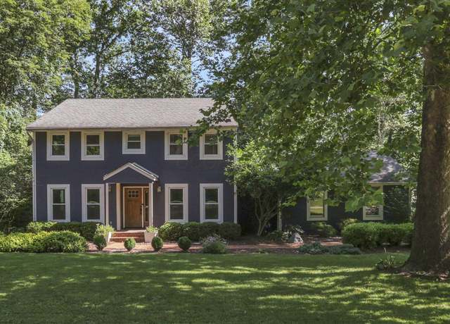 Property at 10 Denbigh Dr, Granville, OH 43023, 4 beds, 3.5 baths