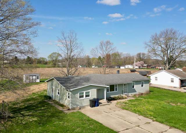 Property at 150 Rinkliff Ln, Chillicothe, OH 45601, 3 beds, 2 baths