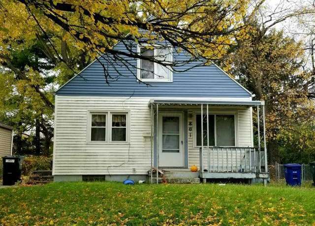 Property at 801 N Drexel Ave, Columbus, OH 43219, 4 beds, 1 bath