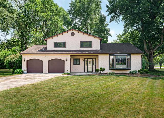 Property at 5861 Effingham Rd, Columbus, OH 43213, 3 beds, 2.5 baths