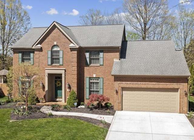 Property at 394 Ashford Dr, Westerville, OH 43082, 4 beds, 2.5 baths