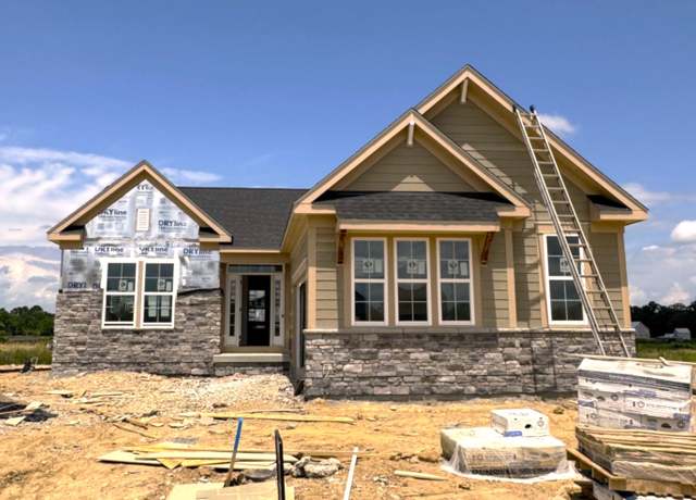 Property at 8371 Spenwood Way, Sunbury, OH 43074, 2 beds, 2 baths