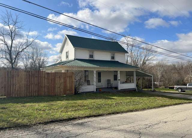 Property at 113 N High St, Leesburg, OH 45135, 3 beds, 1 bath