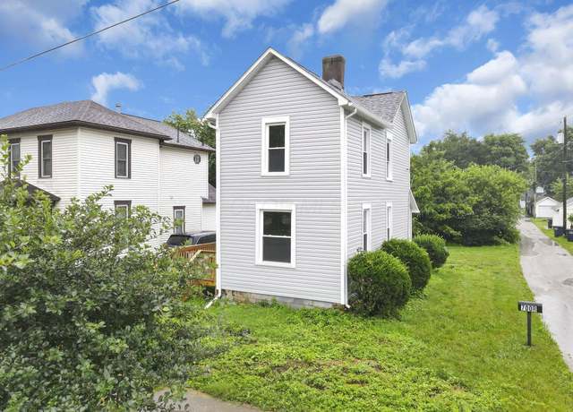 Property at 700 E Allen St, Lancaster, OH 43130, 3 beds, 1 bath