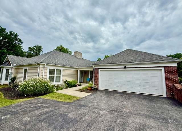 Property at 1411 Epworth Forest Dr, Lancaster, OH 43130, 2 beds, 2 baths