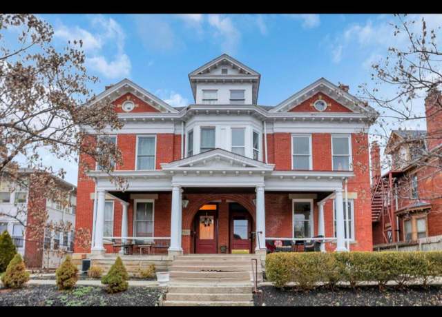 Property at 856 Bryden Rd, Columbus, OH 43205, 3 beds, 2.5 baths