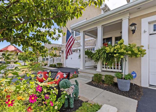 Property at 4821 Saint Andrews Dr, Grove City, OH 43123, 2 beds, 3 baths