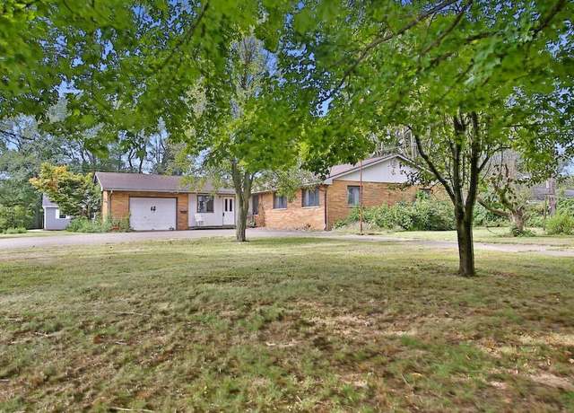 Property at 109 Hillcrest Dr, Danville, OH 43014, 3 beds, 2 baths