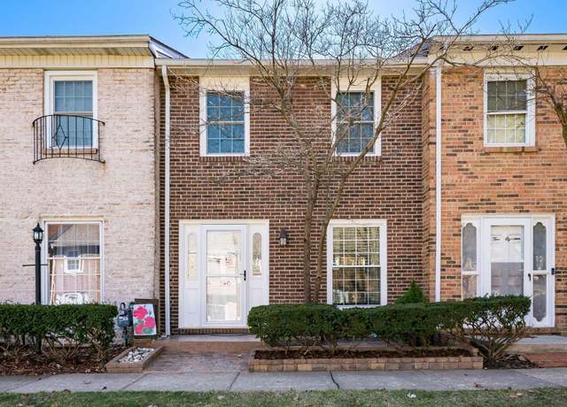 Property at 520 Pamlico St, Columbus, OH 43228, 2 beds, 1.5 baths