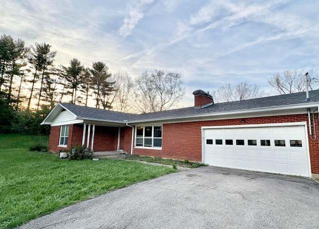 Property at 2440 Ross Ln, Springfield, OH 45502, 3 beds, 1.5 baths