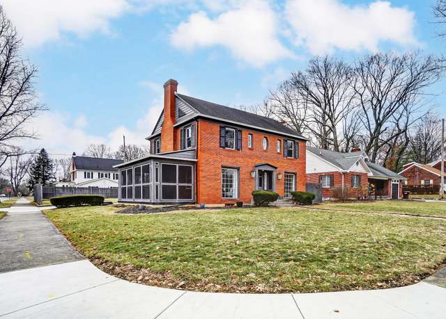 Property at 351 N Broadmoor Blvd, Springfield, OH 45504, 3 beds, 2.5 baths