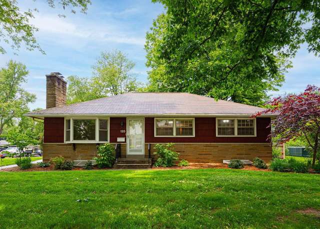 Property at 125 S Hamilton Rd, Columbus, OH 43230, 5 beds, 2 baths