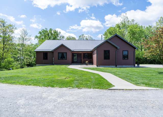 Property at 6213 Stafford Rd SW, Washington Court House, OH 43160, 5 beds, 3 baths