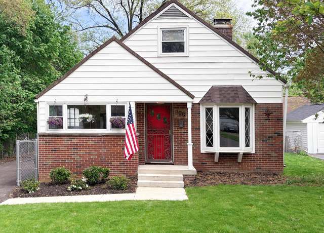 Property at 158 Lowell Rd, Columbus, OH 43209, 3 beds, 2 baths