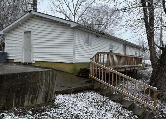 Property at 18 North Ave, Glouster, OH 45732, 3 beds