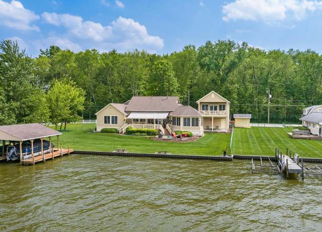 Property at 4774 Jaeger Dr NE, Thornville, OH 43076, 4 beds, 2.5 baths