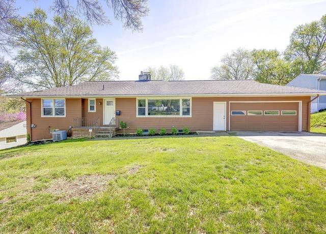 Property at 204 Vernedale Dr, Mount Vernon, OH 43050, 4 beds, 2.5 baths