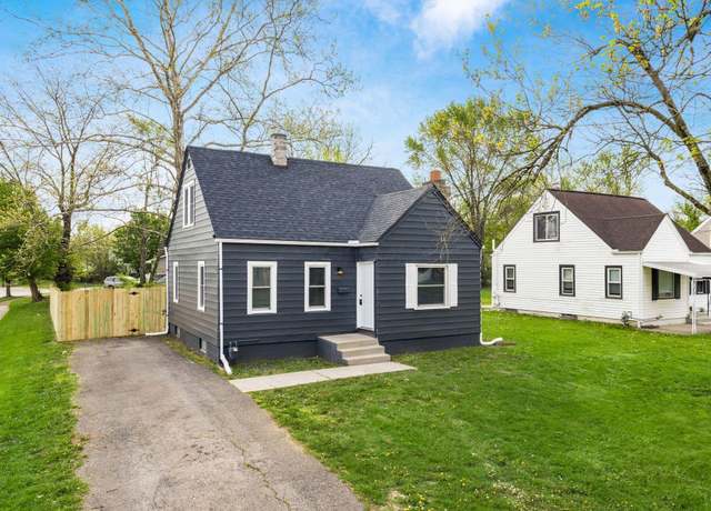 Property at 2016 Brentnell Ave, Columbus, OH 43219, 3 beds, 1.5 baths