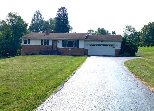 Property at 1270 Gumwood Dr NE, Lancaster, OH 43130, 3 beds, 2 baths