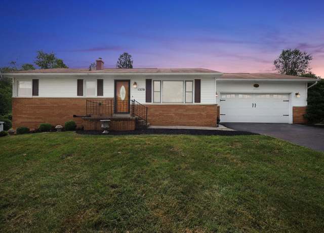 Property at 1270 Gumwood Dr NE, Lancaster, OH 43130, 3 beds, 2 baths