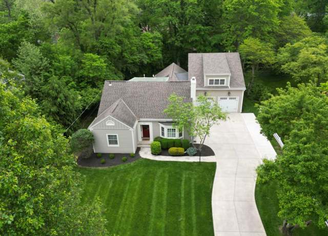 Property at 366 W South St, Worthington, OH 43085, 5 beds, 3.5 baths