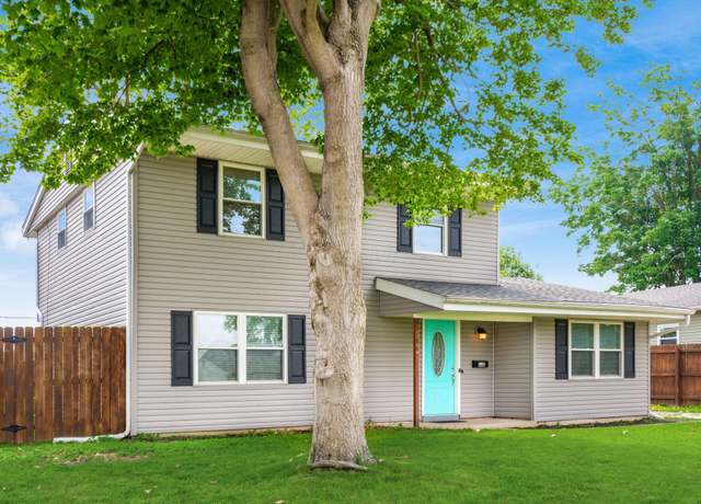 Property at 5186 Meadowbrook Dr, Columbus, OH 43207, 3 beds, 2.5 baths