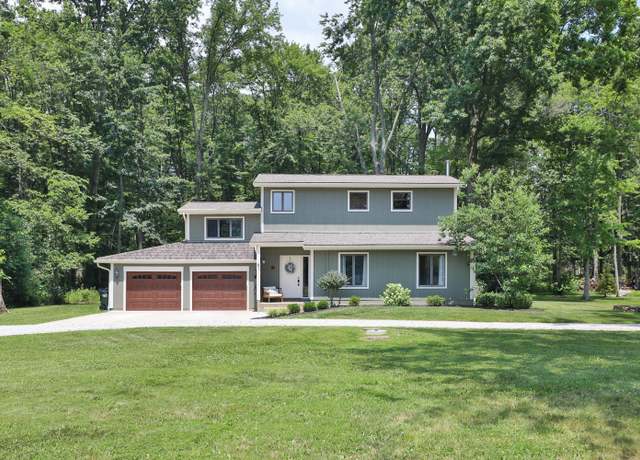 Property at 2036 Belangee Dr, Blacklick, OH 43004, 4 beds, 2.5 baths