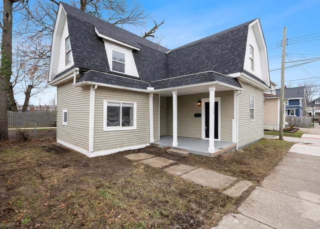 Property at 1250 E Sycamore St, Columbus, OH 43206, 3 beds, 2 baths