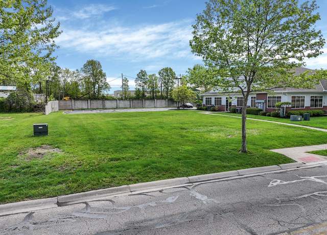 Property at 930 Proprietors Rd, Columbus, OH 43085