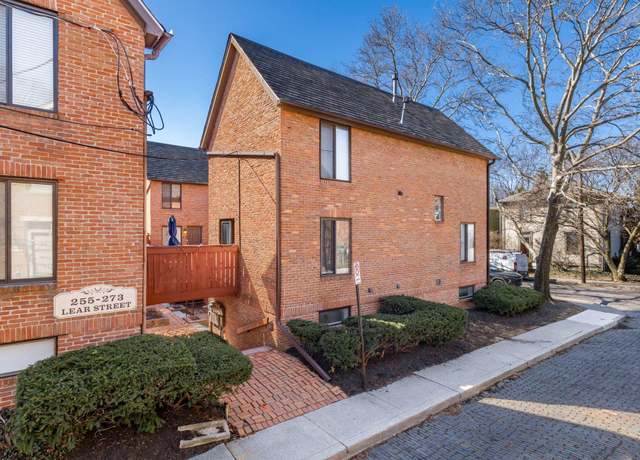 Property at 255 Lear St #1, Columbus, OH 43206, 1 bed, 1 bath