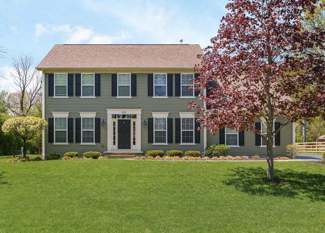 Property at 5001 Charlbury Dr, Columbus, OH 43220, 4 beds, 3 baths