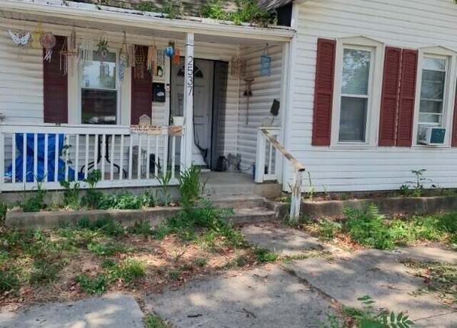 Property at 2537 Medary Ave, Columbus, OH 43202, 2 beds, 1 bath