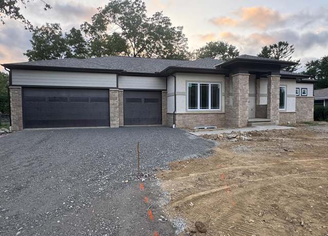 Property at 3163 S Dorchester Rd, Columbus, OH 43221, 4 beds, 4.5 baths