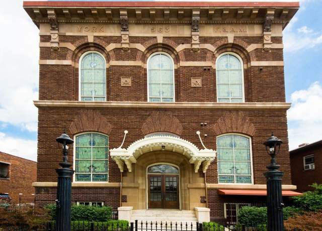 Property at 1276 N High St #105, Columbus, OH 43201, 1 bed, 1 bath
