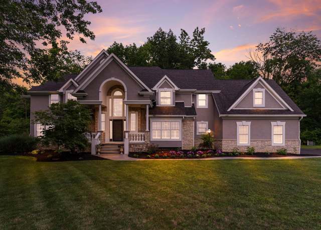 Property at 7735 Clear Creek Ct, Blacklick, OH 43004, 5 beds, 5.5 baths