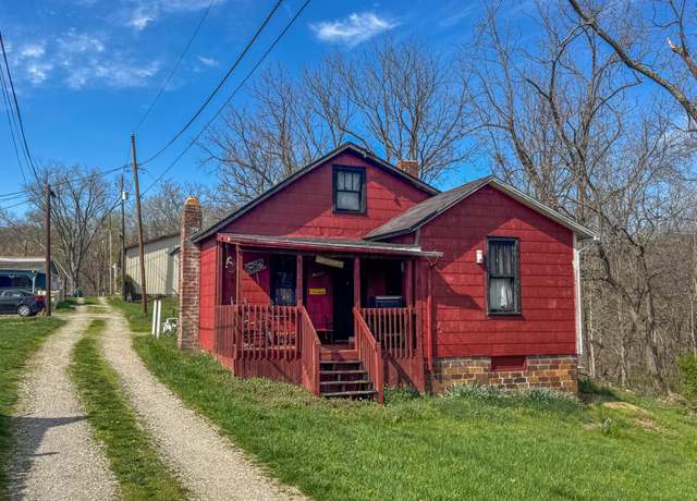 Property at 52 E Grogan Ave, Logan, OH 43138, 2 beds, 1 bath