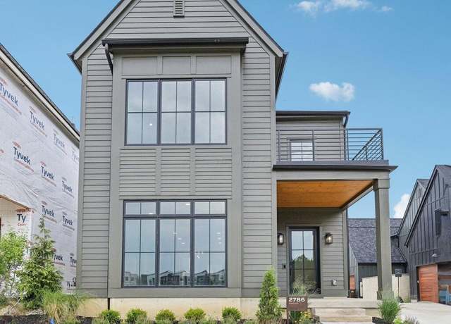 Property at 2806 Kobuk Dr, Columbus, OH 43228, 3 beds, 2.5 baths