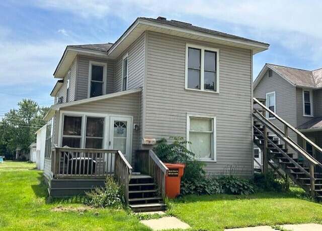 Property at 1200 W Vine St, Mount Vernon, OH 43050, 4 beds