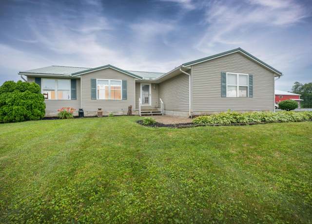 Property at 13740 Millersburg Rd, Danville, OH 43014, 4 beds, 3 baths