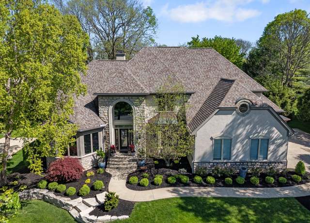 Property at 3906 Tarrington Ln, Columbus, OH 43220, 6 beds, 5.5 baths