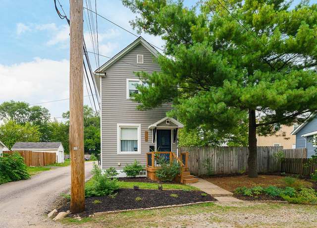 Property at 2686 Wicklow Rd, Columbus, OH 43204, 2 beds, 2 baths