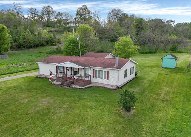 Property at 2115 Lunbeck Rd, Chillicothe, OH 45601, 3 beds, 2 baths