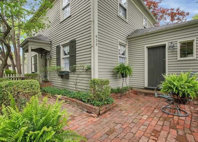 Property at 625 Eastmoor Blvd, Columbus, OH 43209, 3 beds, 1.5 baths